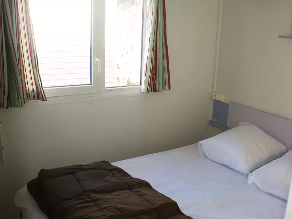 chambre mobil-home 6 personnes Pyrénées-Orientales Pays Cathare